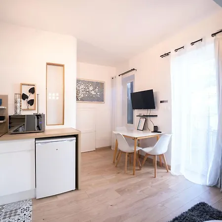 Apartment 10 Proche Gare Et Centre *